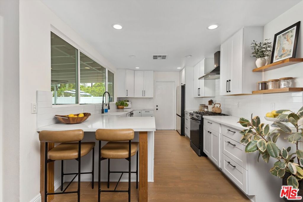 Image 14 of property listing at 6995 Bonita Drive, Highland, CA 92346