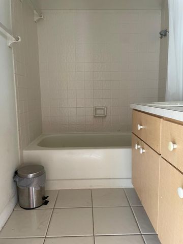 10106 Twin Lakes Drive Unit 4, Coral Springs, FL 33071