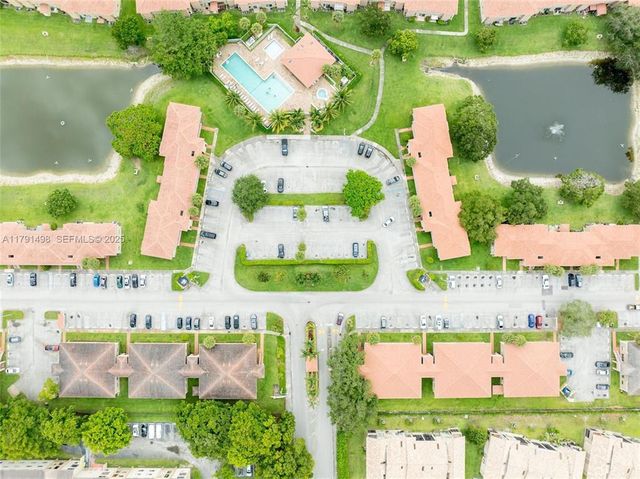 10106 Twin Lakes Drive Unit 4, Coral Springs, FL 33071