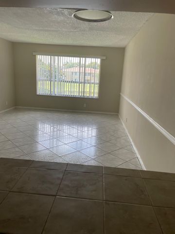 10106 Twin Lakes Drive Unit 4, Coral Springs, FL 33071
