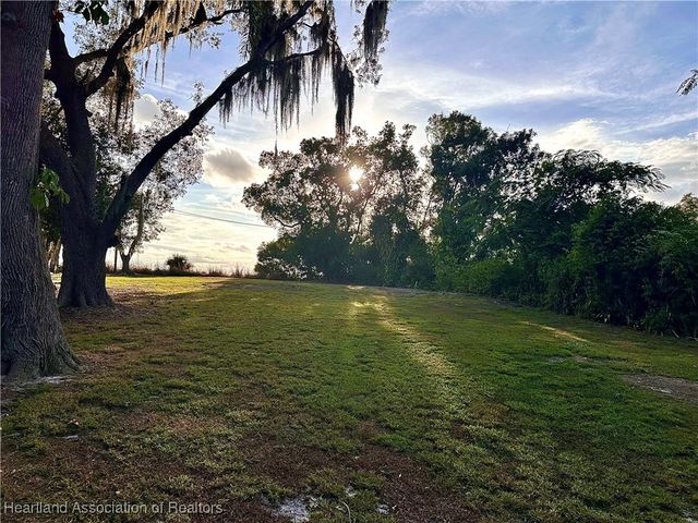 100 Lake Byrd Boulevard, Avon Park, FL 33825