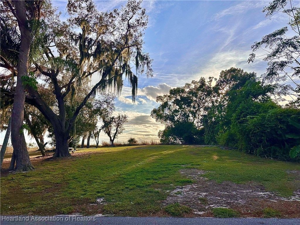 100 Lake Byrd Boulevard, Avon Park, FL 33825