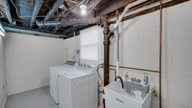 1066 W 10th Place, Hobart, IN 46342