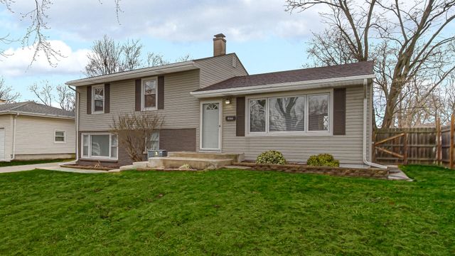 1066 W 10th Place, Hobart, IN 46342