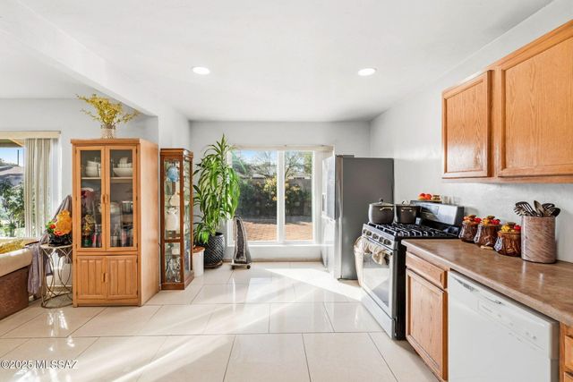 6349 E Julia Street, Tucson, AZ 85710