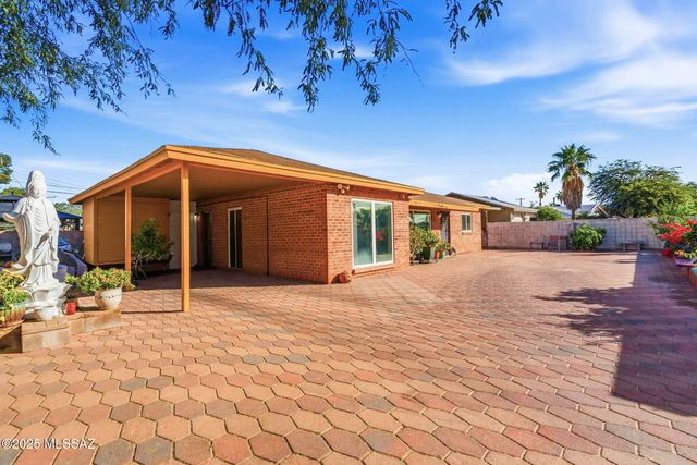 6349 E Julia Street, Tucson, AZ 85710