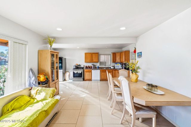 6349 E Julia Street, Tucson, AZ 85710