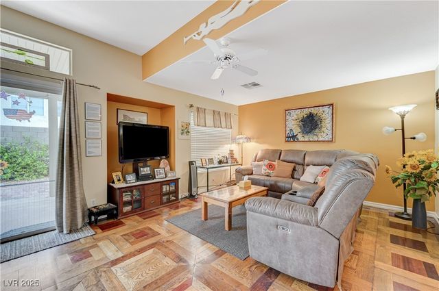 4718 Ashington Street, Las Vegas, NV 89147