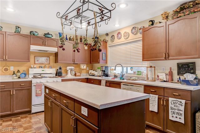 4718 Ashington Street, Las Vegas, NV 89147