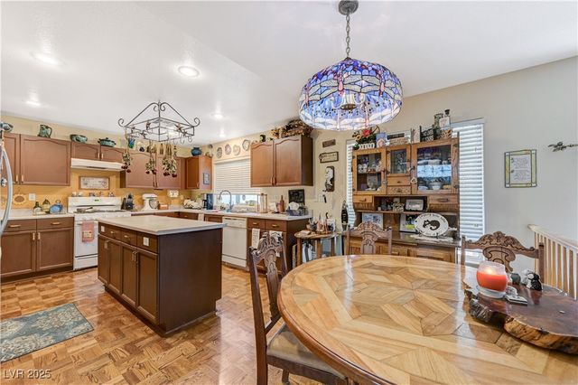 4718 Ashington Street, Las Vegas, NV 89147