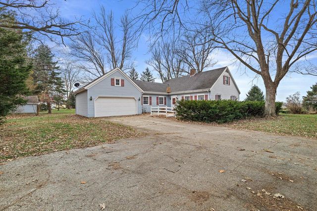 W4101 Scotch Bush ROAD, Elkhorn, WI 53121