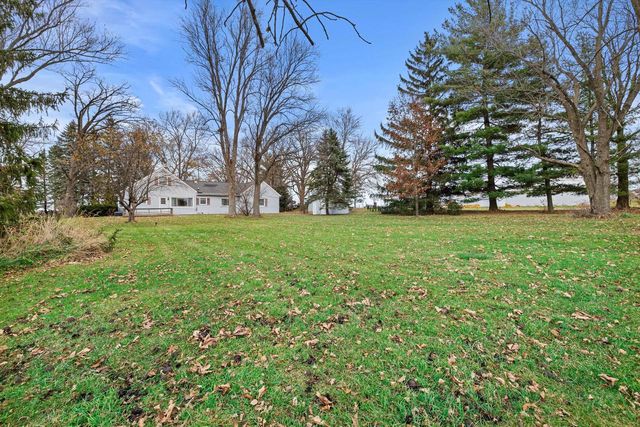 W4101 Scotch Bush ROAD, Elkhorn, WI 53121