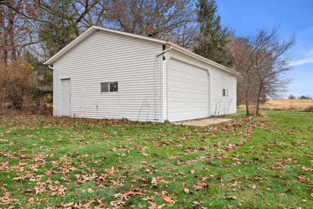 W4101 Scotch Bush ROAD, Elkhorn, WI 53121