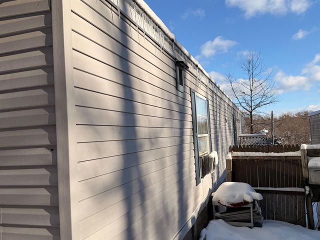 15 Trail Street, Franklin, NH 03235