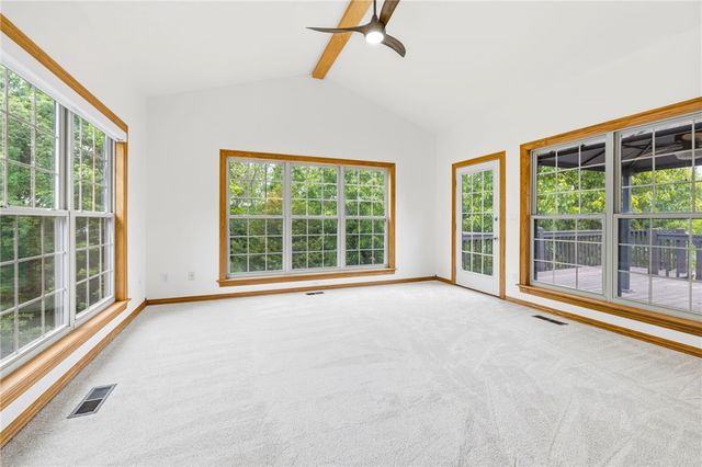21 Glenwood Place, Bella Vista, AR 72715