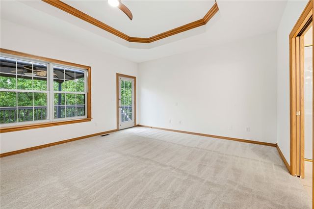 21 Glenwood Place, Bella Vista, AR 72715