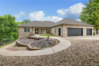 21 Glenwood Place, Bella Vista, AR 72715