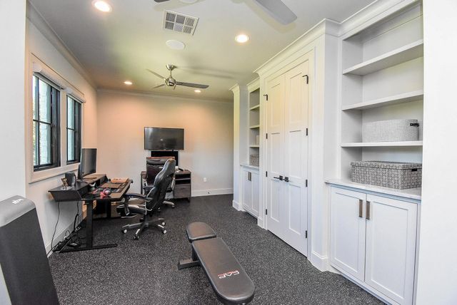 8518 Halls Retreat Court, Missouri City, TX 77459