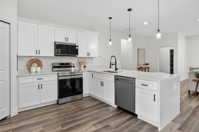 1933 W OLIVER DRIVE, Citrus Springs, FL 34434