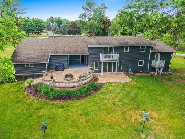 389 SUNLITE DRIVE, Oneida, WI 54155
