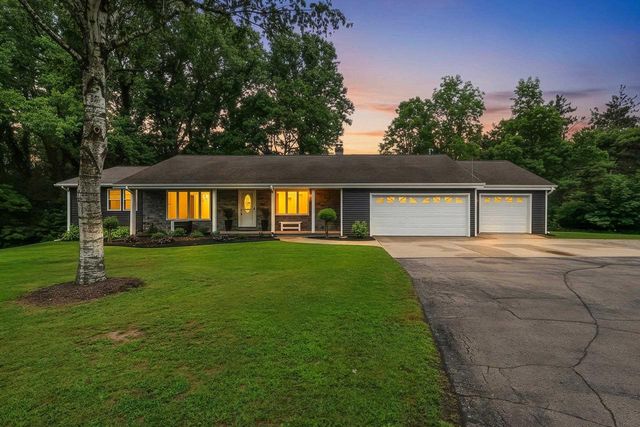 389 SUNLITE DRIVE, Oneida, WI 54155