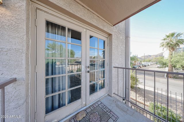 17 E RUTH Avenue 202, Phoenix, AZ 85020