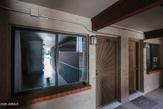 17 E RUTH Avenue 202, Phoenix, AZ 85020