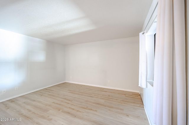 17 E RUTH Avenue 202, Phoenix, AZ 85020