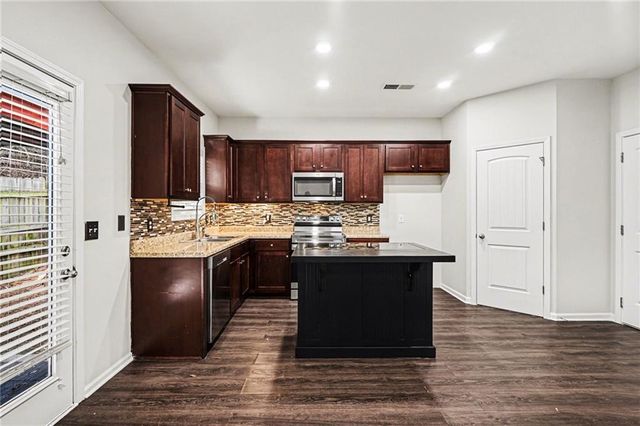 503 Lobdale Falls Drive, Lawrenceville, GA 30045