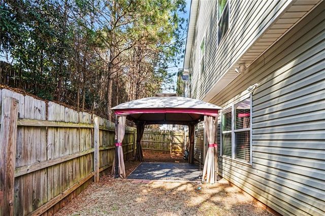 503 Lobdale Falls Drive, Lawrenceville, GA 30045