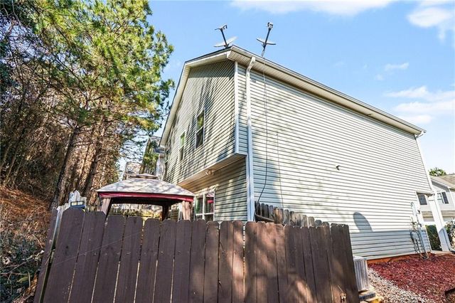 503 Lobdale Falls Drive, Lawrenceville, GA 30045