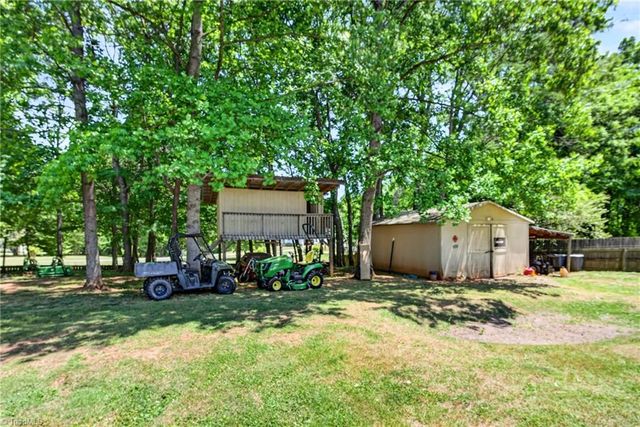 6014 Evelyn Lane, Pleasant Garden, NC 27313