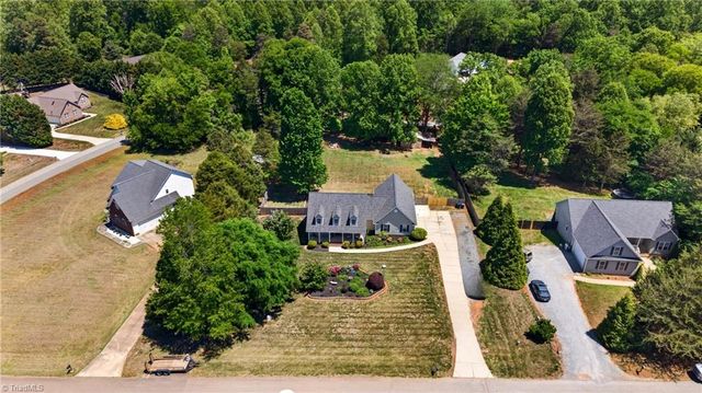 6014 Evelyn Lane, Pleasant Garden, NC 27313