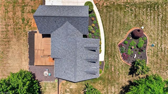 6014 Evelyn Lane, Pleasant Garden, NC 27313