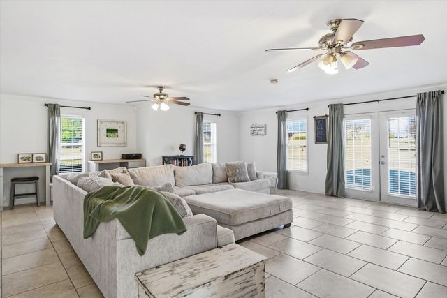 14990 Boaz Lane, Lindale, TX 75771