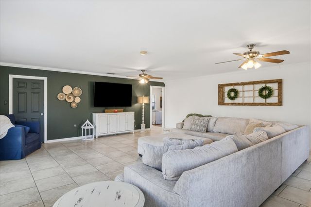 14990 Boaz Lane, Lindale, TX 75771