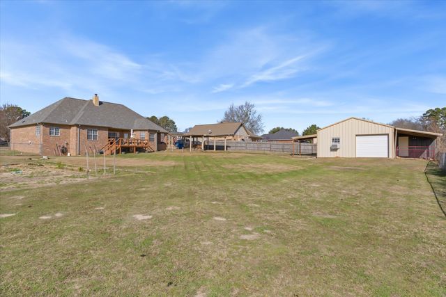 14990 Boaz Lane, Lindale, TX 75771
