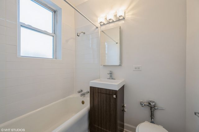432 W Belmont Avenue 510, Chicago, IL 60657