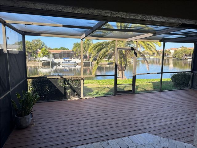 10444 SAINT TROPEZ PLACE, Tampa, FL 33615