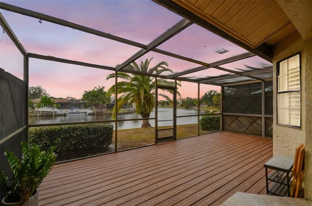 10444 SAINT TROPEZ PLACE, Tampa, FL 33615