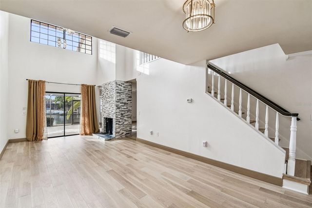 10444 SAINT TROPEZ PLACE, Tampa, FL 33615