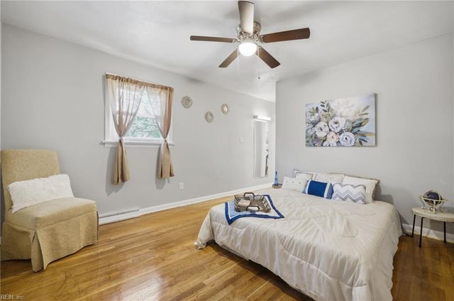13 Kennedy DR, Portsmouth, VA 23702