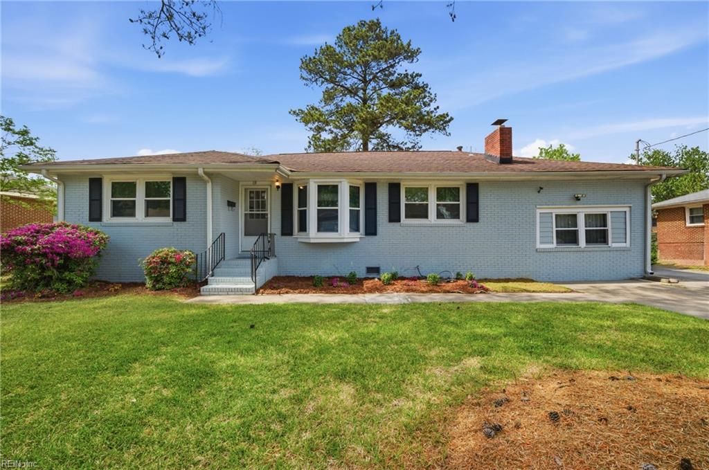 13 Kennedy DR, Portsmouth, VA 23702