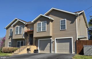 2617 GILES MILL RD, Bunker Hill, WV 25413