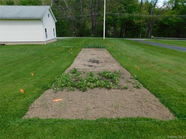 81 Sportsman Rd, Napanoch, NY 12446