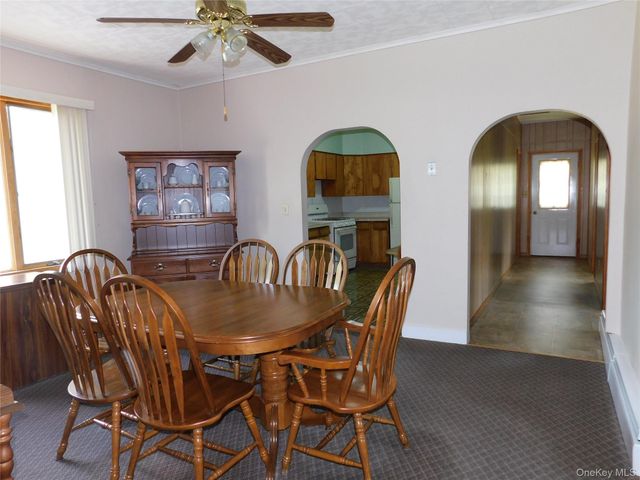 81 Sportsman Rd, Napanoch, NY 12446