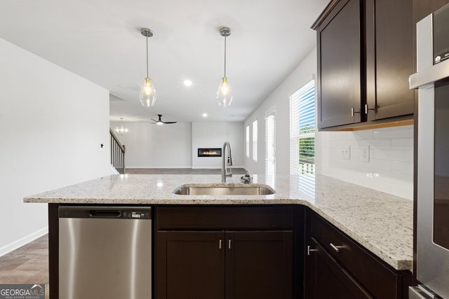 204 Freshwater Court, Lagrange, GA 30241