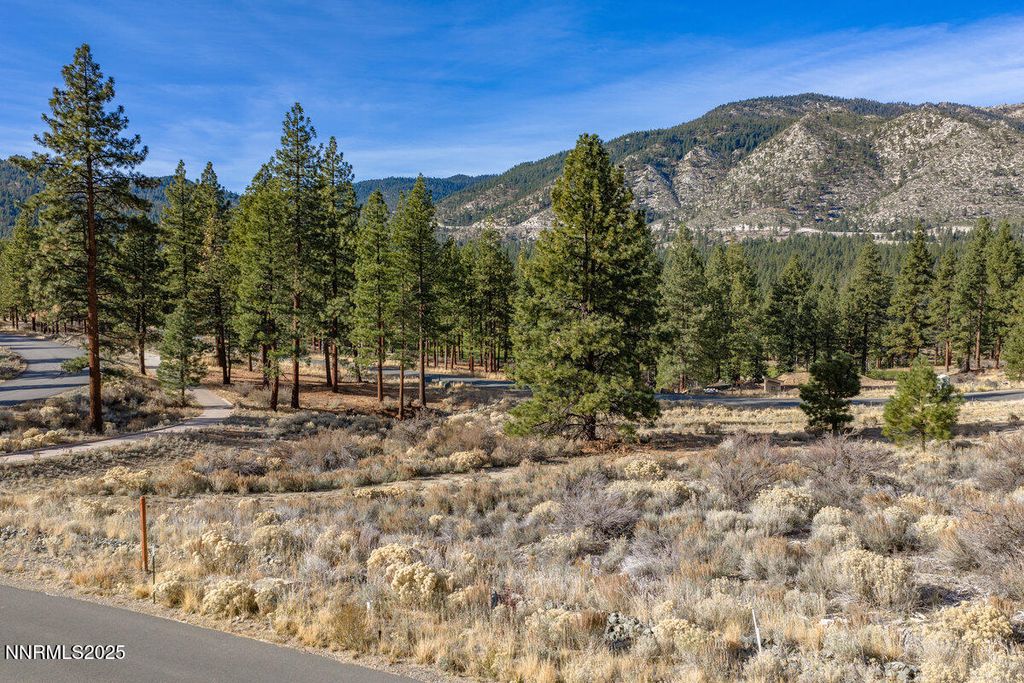 575 Headwaters Way 359, Carson City, NV 89705