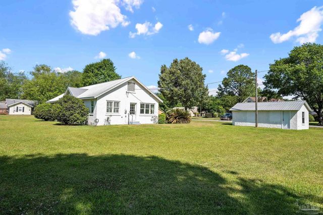 2080 N Grimes St, Loxley, AL 36551