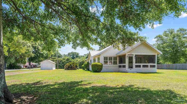 2080 N Grimes St, Loxley, AL 36551